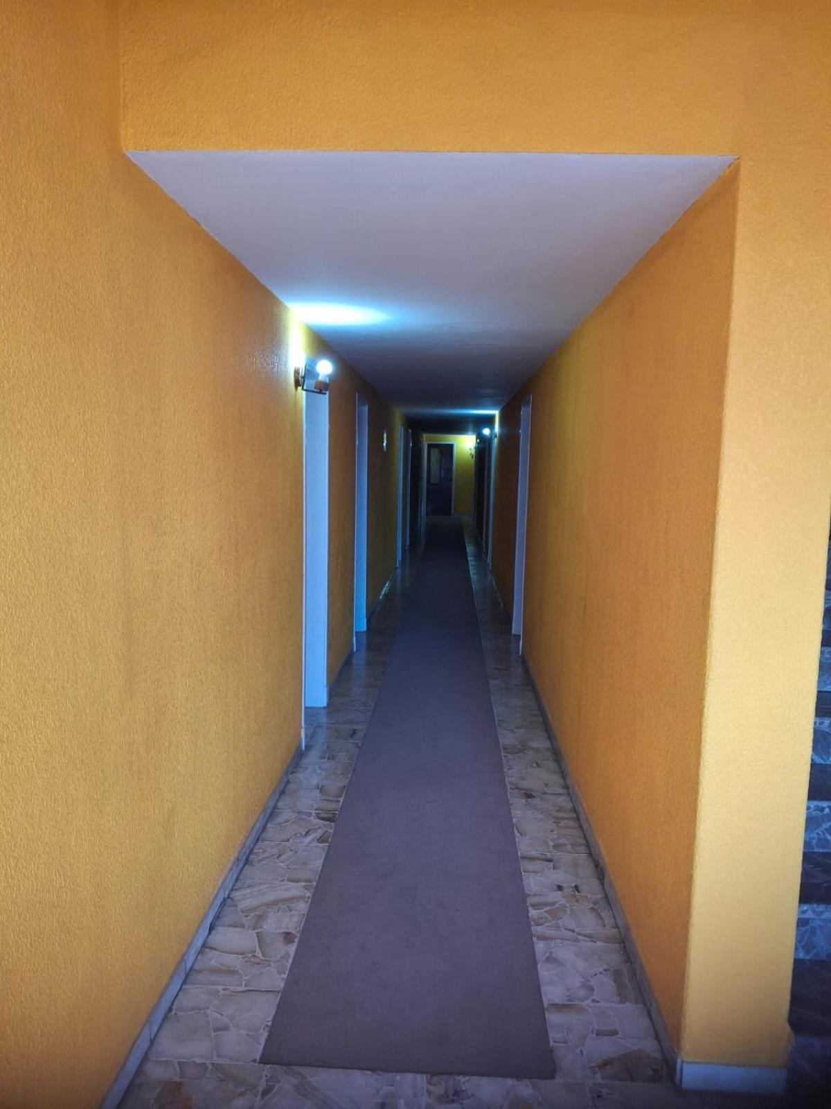 Hotel Monte Castello Villa Gesell Buitenkant foto